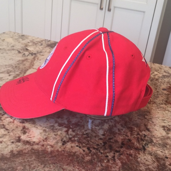 76ers red baseball cap signed by Holiday - Picture 5 of 5